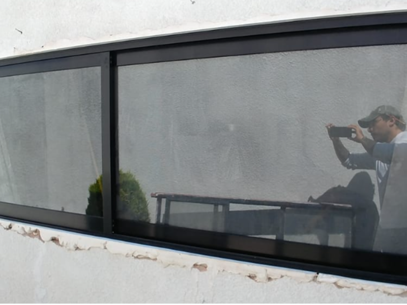 VENTANA DE ALUMINIO NEGRO 2" ACAPULCO