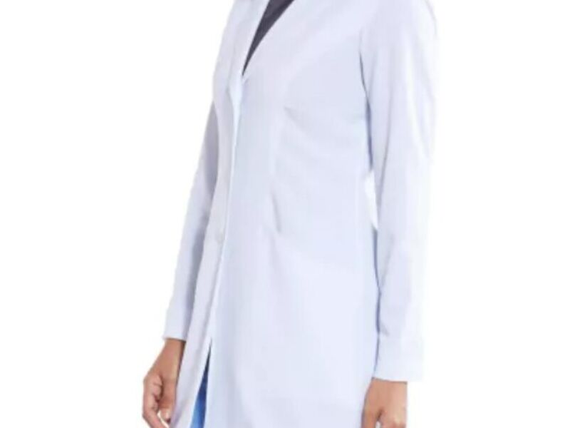 Bata médica blanca en Michoacán