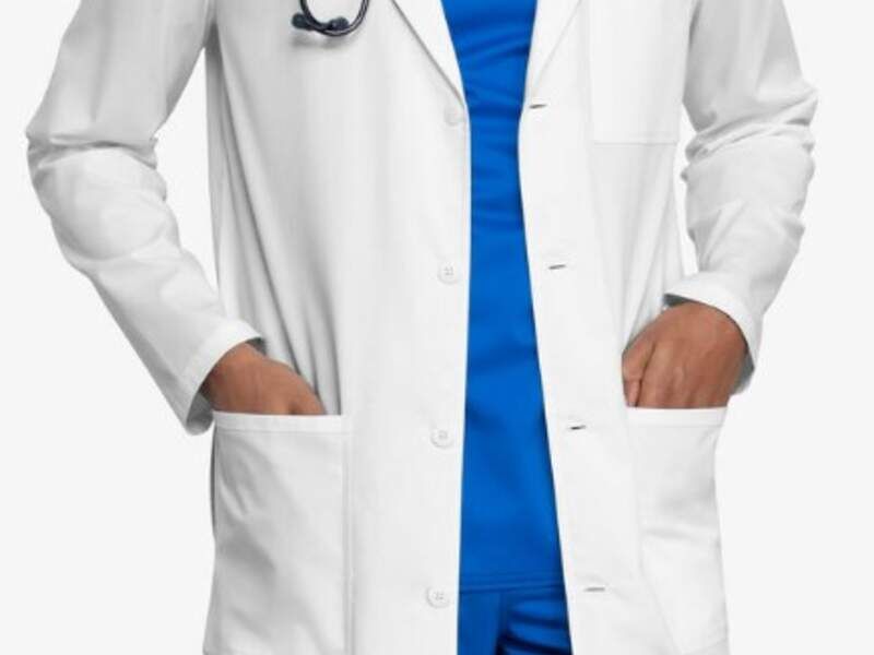 Bata médica blanca en Michoacán