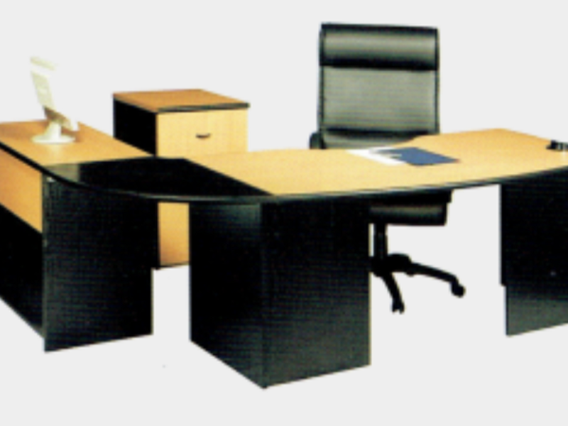 Mesa de escritorio café y negro Fresnillo