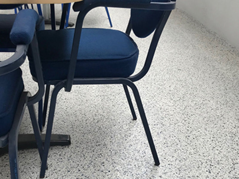Hojuelas para pisos Epóxicos Calkiní