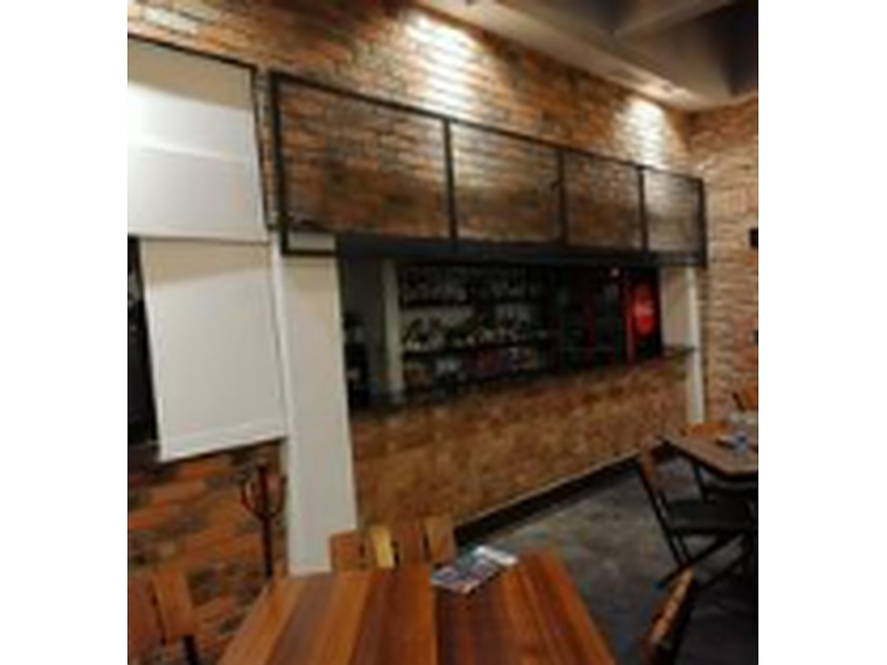 Pasamanos de aluminio en casa México RZ MUEBLES EN TU ESPACIO