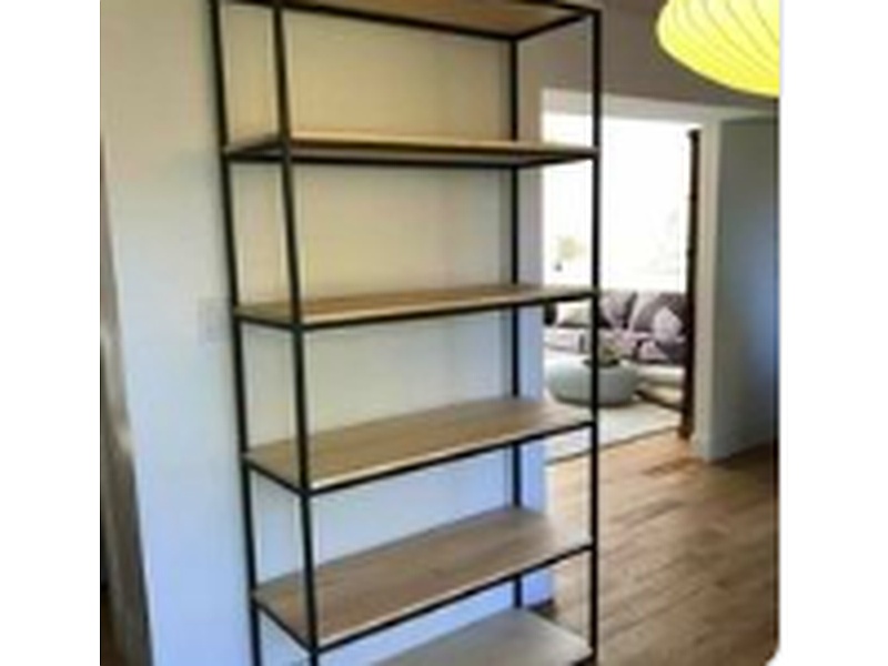 Estantería de madera y acero México RZ MUEBLES EN TU ESPACIO