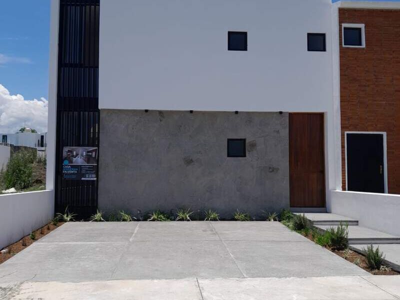 Venta casa Montesinai Colima
