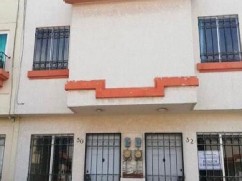 CASA EN PRIVADA EN PALMAR TECAMAC