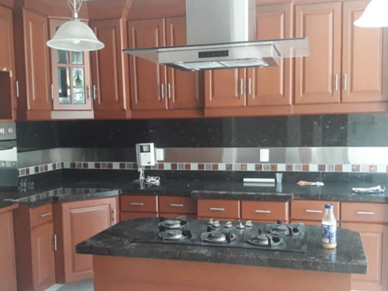 Muebles de cocina café claro Huamantla
