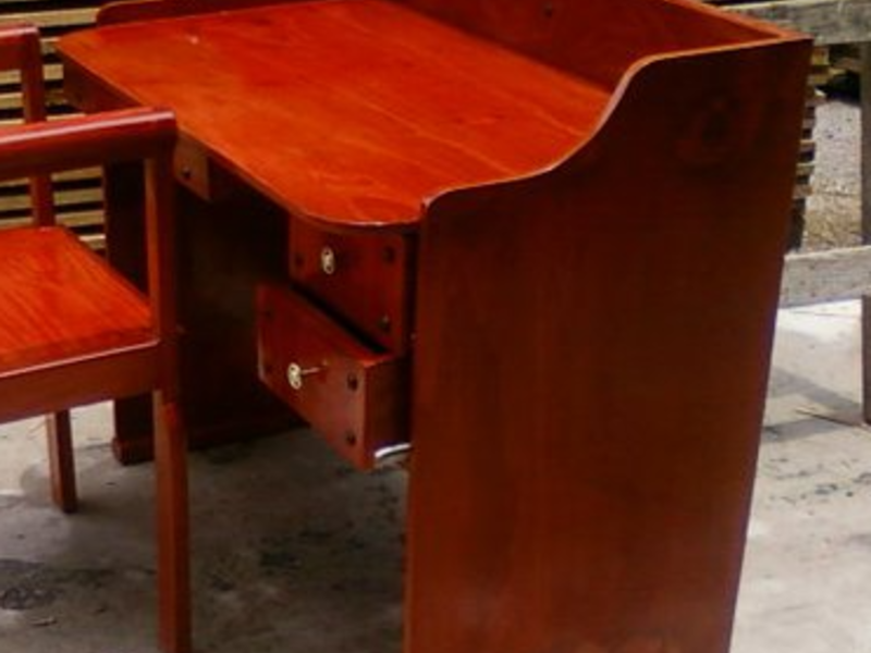 Escritorio de madera Cuautla Morelos