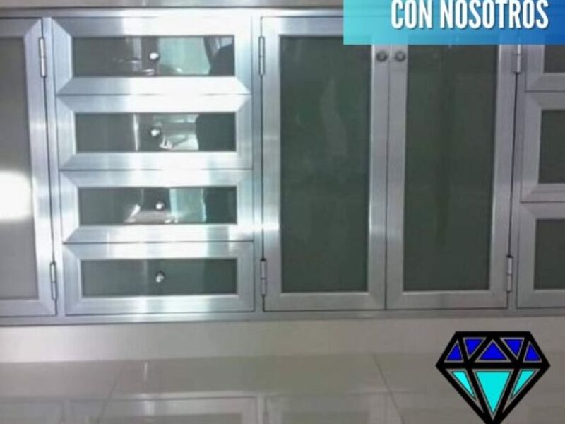 Puertitas de aluminio Martínez de la Torre