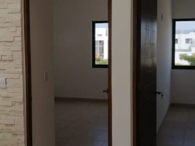 Casa venta MAYORAZGO  León