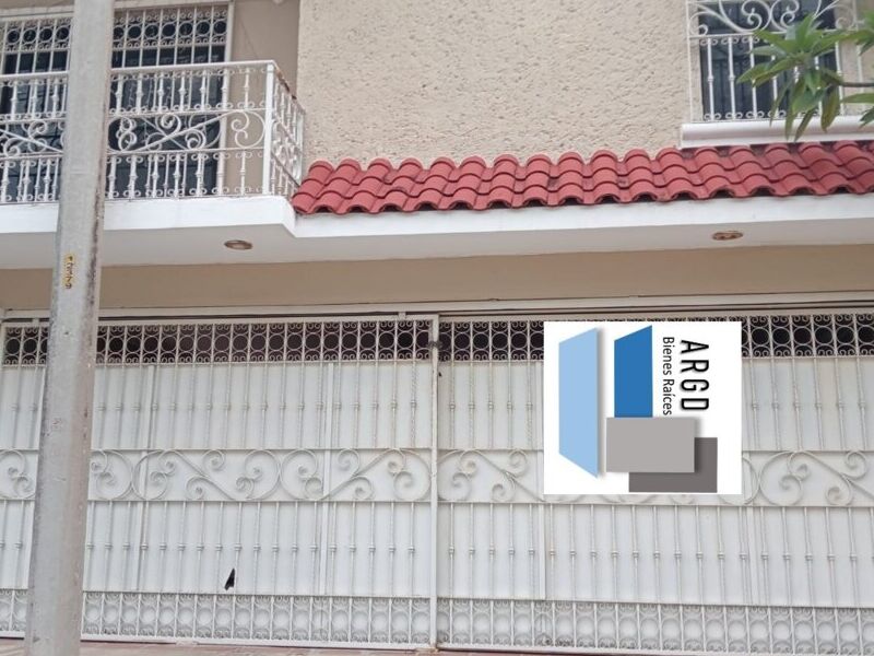 Venta casa Sur Poniente