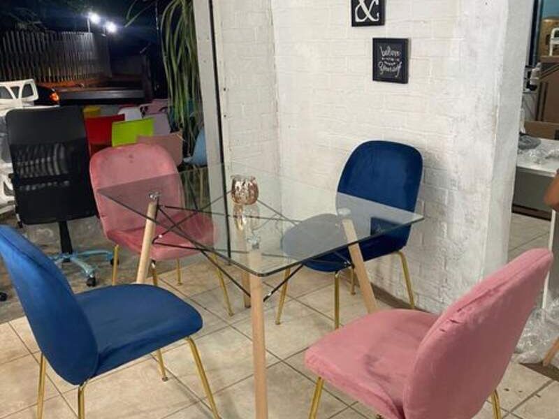 Comedor cuadrado de vidrio 4 personas