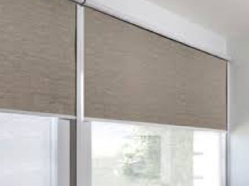 Decoración con cortinas enrollables en México