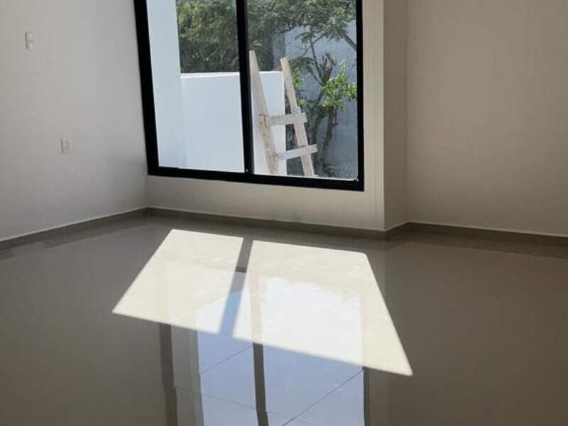 Renta casa av. Del Magisterio
