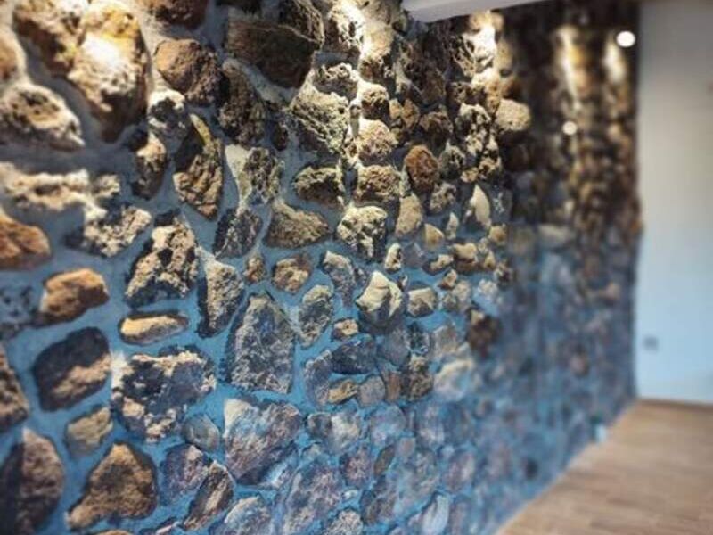 Piedra en pared