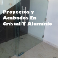 Proyectos y Acabados En Cristal Y Aluminio