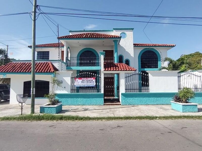 Venta casa Col. Chetumal centro