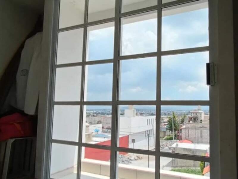 Cancel con cuadricula en Toluca