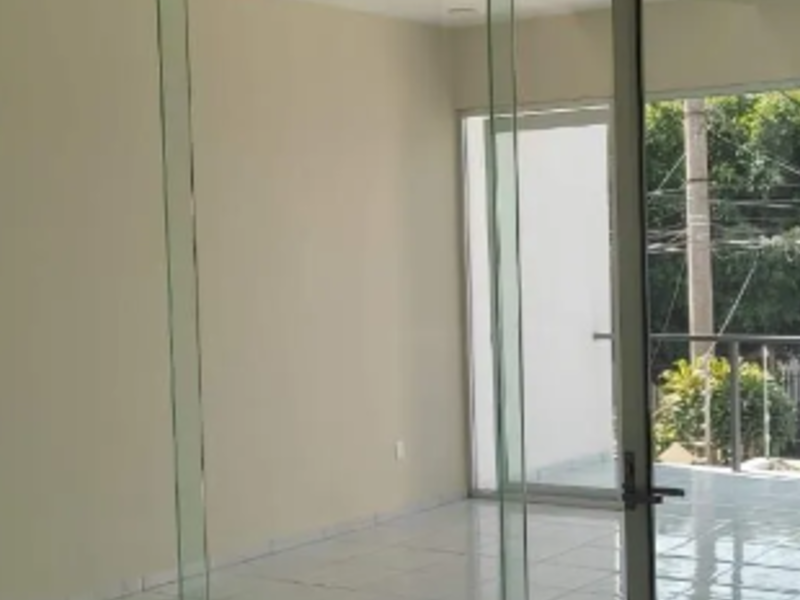 Puertas, aluminio