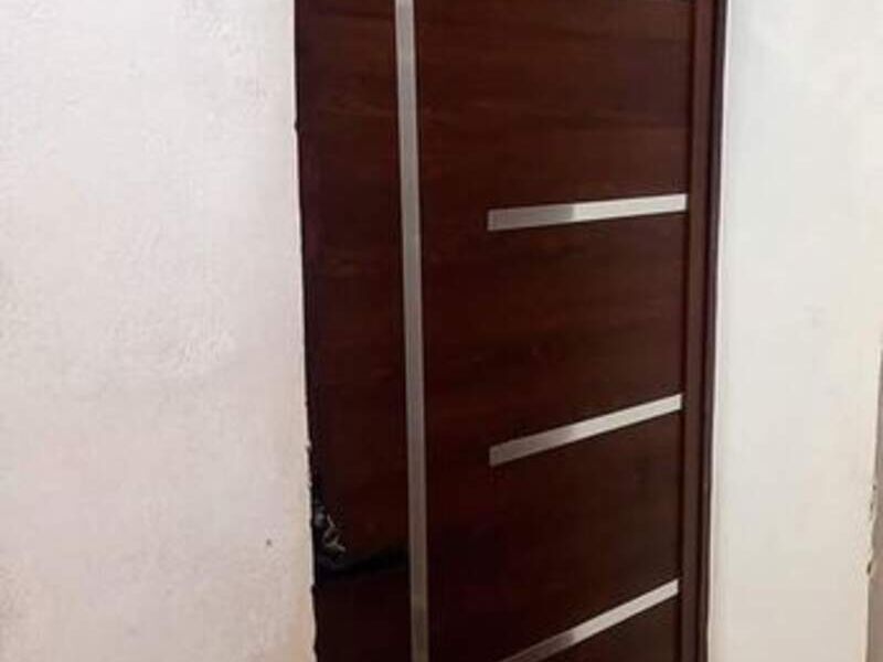Puerta de madera CDMX