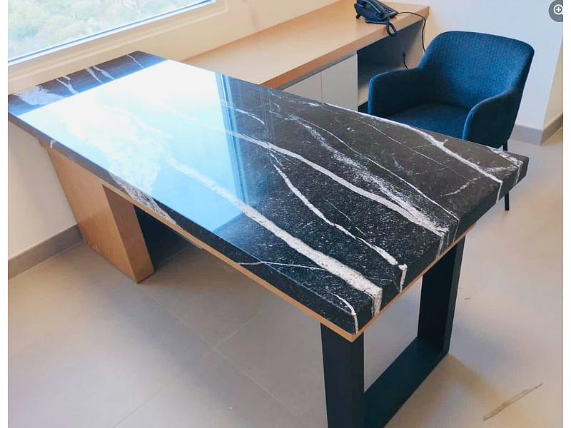 Escritorio de mármol negro con blanco Mexico