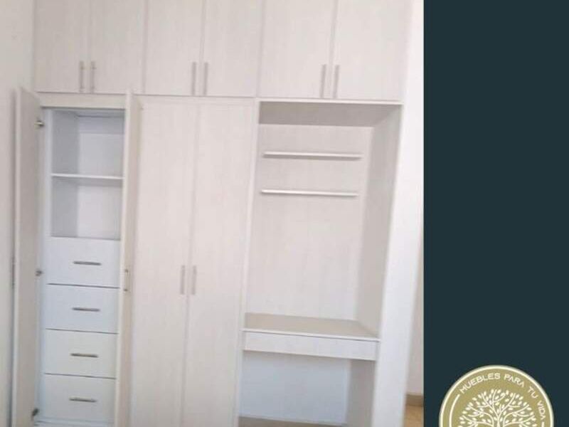 Closet blanco