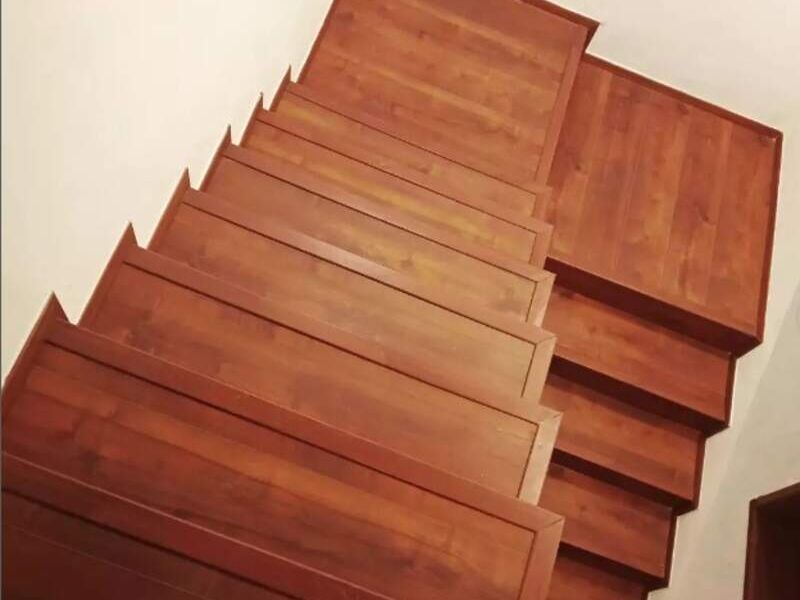 Escalera Pisos Laminados