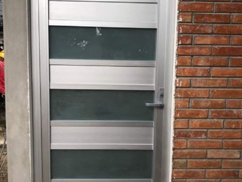 Puerta de aluminio en Toluca