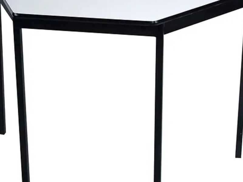 Mesa trapezoidal