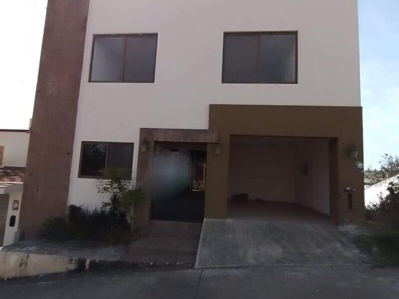 Venta casa Cumbres Animas