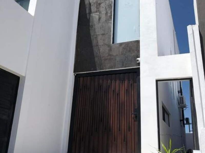 Puerta principal seguridad México