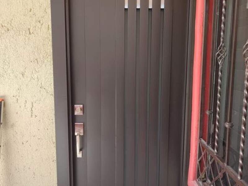 Puerta residencial acero México