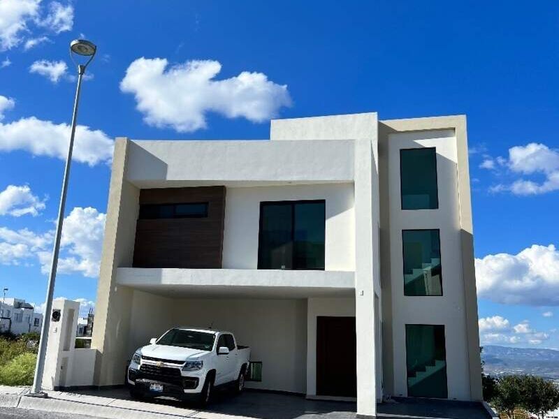 CASA VENTA   Marqués Querétaro