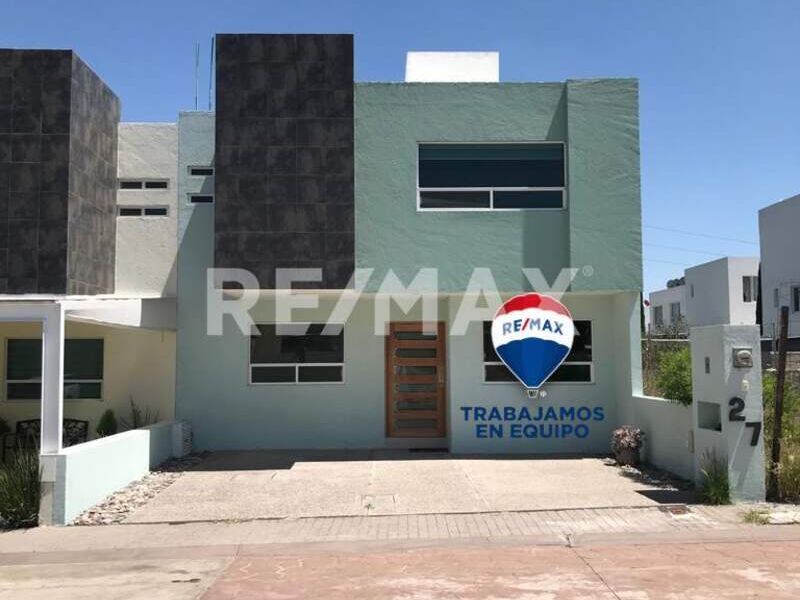 CASA RENTA CONDOMINIO Querétaro