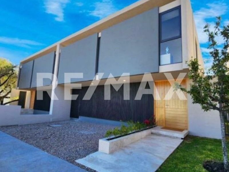 CASA VENTA Lago Querétaro