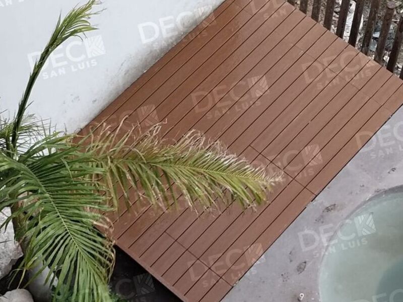 Piso deck, color caramel en Jalisco