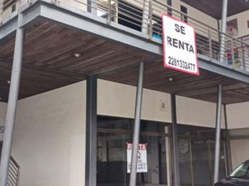 Renta local Plaza Rebsamen