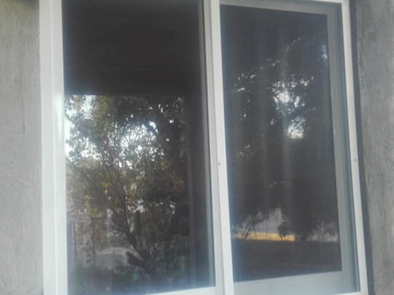 Ventana corrediza con vidrio blanco Tlaxcala
