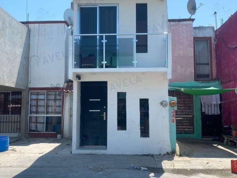 Venta casa Fracc. Villas Santa Ana.