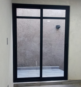 Puerta corrediza de aluminio MÉXICO