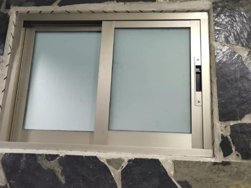 Ventana de baño en México