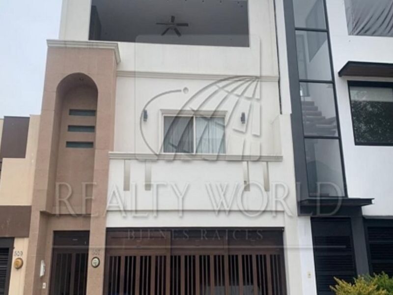 Puerta Hierro Casa Venta México