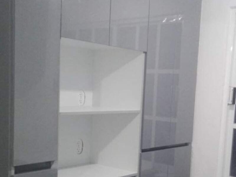 Mueble Alto brillo Blanco 