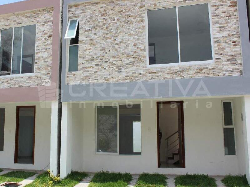 Venta casa Fracc. Altriva