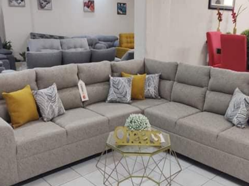 Sillón beige opaco 