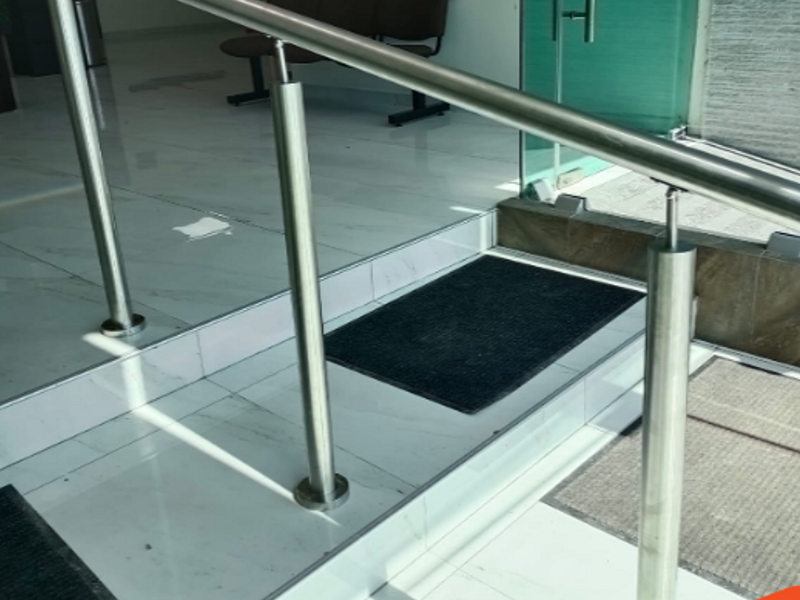 Barandal aluminio y vidrio Matamoros