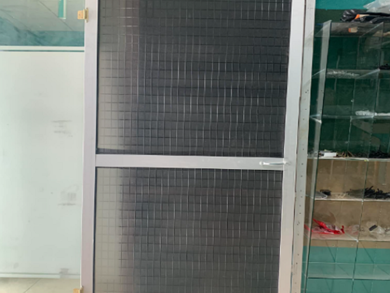 Puerta de aluminio color blanco Tamaulipas