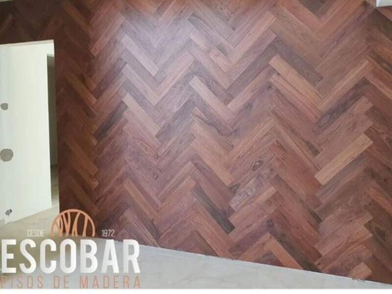 RECUBRIMIENTO WALNUT HERRINGBONE SONORA