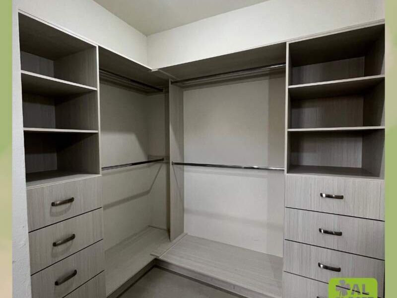 Closet gris México