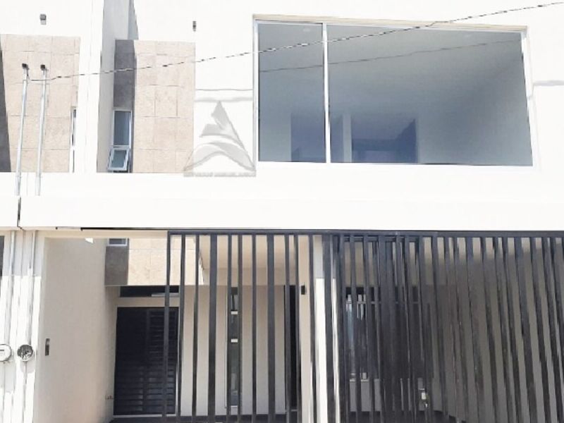 Venta de Casa en Privada