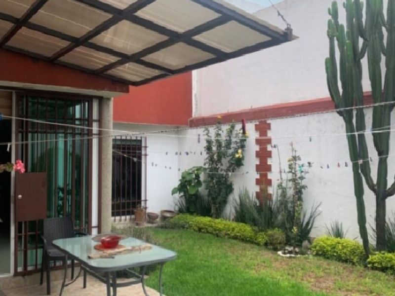 Casa frente Paseos de Cholula